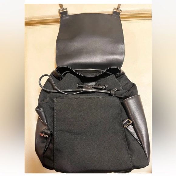 Gucci Black Leather and Fabric Men's Backpack - Picture 2 of 6